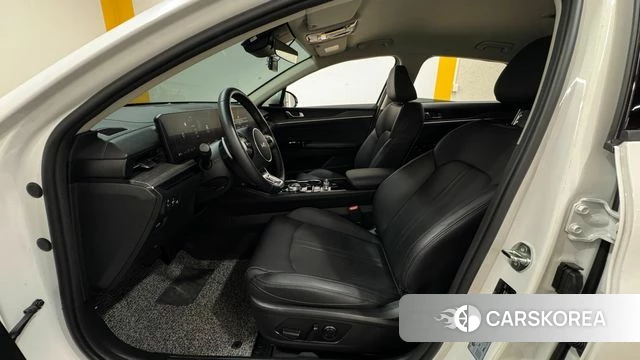 Kia The New K5 3rd generation 2024 Белый из Кореи, фото 2