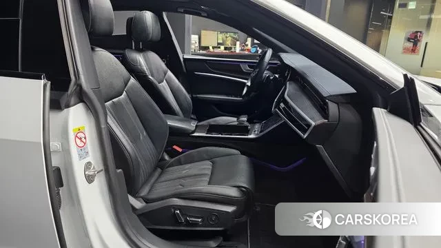 Audi A7 (4K) 2022 Белый из Кореи, фото 2