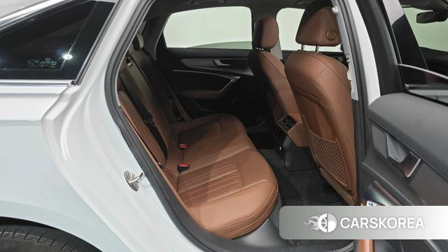 Audi A6 (C8) 2020 Белый из Кореи, фото 2