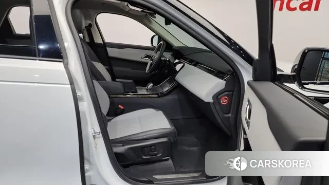 Land Rover Range Rover Velar 2024 Белый из Кореи, фото 2