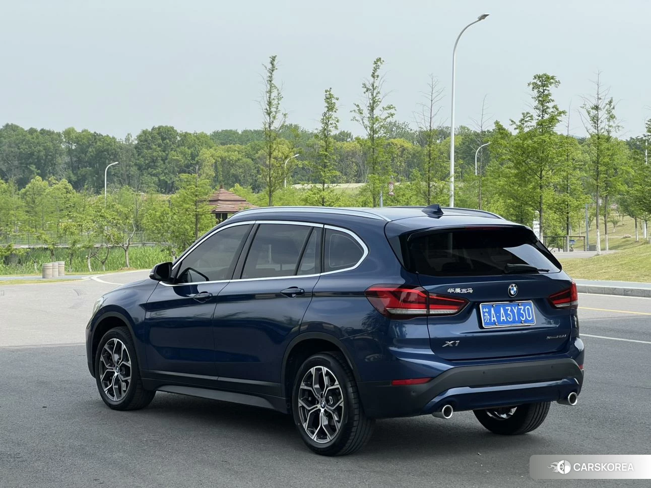 BMW X1 2021 Синий из Китая, фото 2