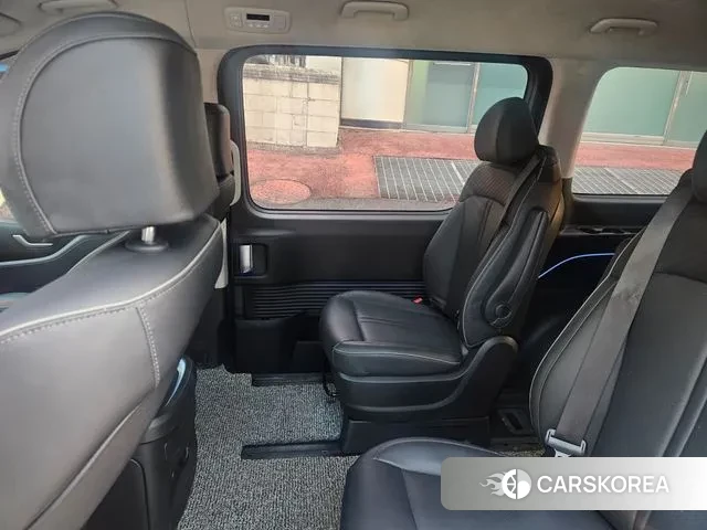 Hyundai Staria 2021 Серый из Кореи, фото 2