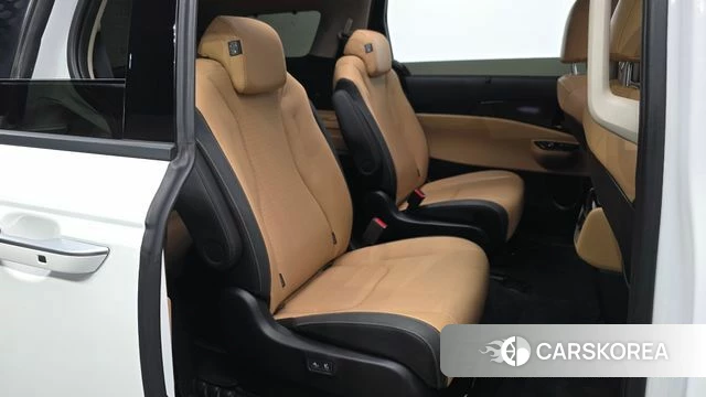 Kia Carnival 4th generation 2023 Белый из Кореи, фото 2