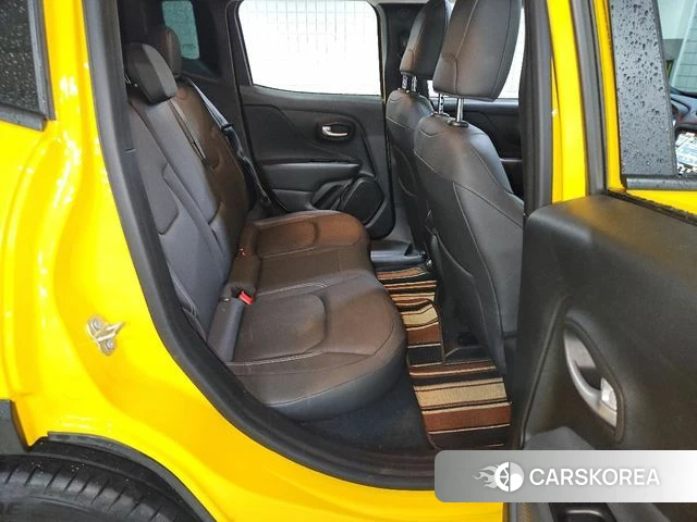 Jeep Renegade 2023 Желтый из Кореи, фото 2