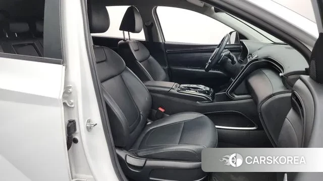 Hyundai Tucson (NX4) 2022 Белый из Кореи, фото 2