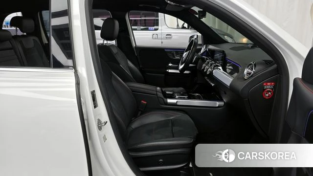 Mercedes-Benz GLB-Class X247 2021 Белый из Кореи, фото 2