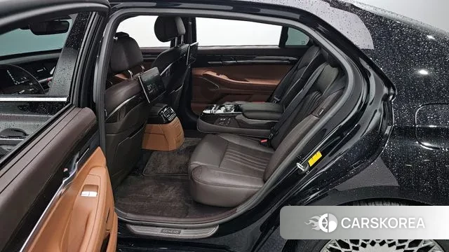 Genesis G90 2021 Черный из Кореи, фото 2