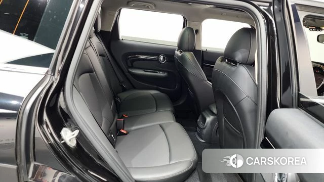 Mini Cooper Clubman 2021 Черный из Кореи, фото 2