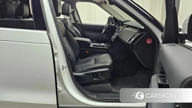 Land Rover Discovery 5 2020 Белый из Кореи, фото 2