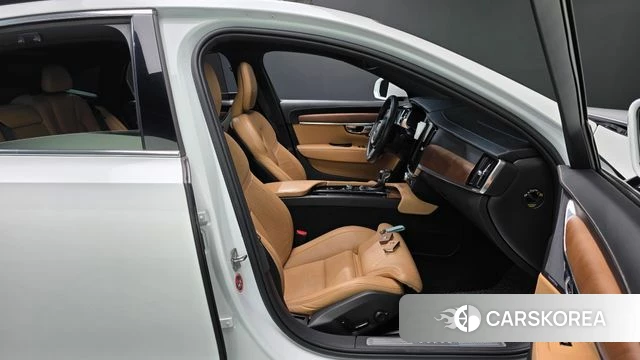 Volvo S90 2019 Белый из Кореи, фото 2