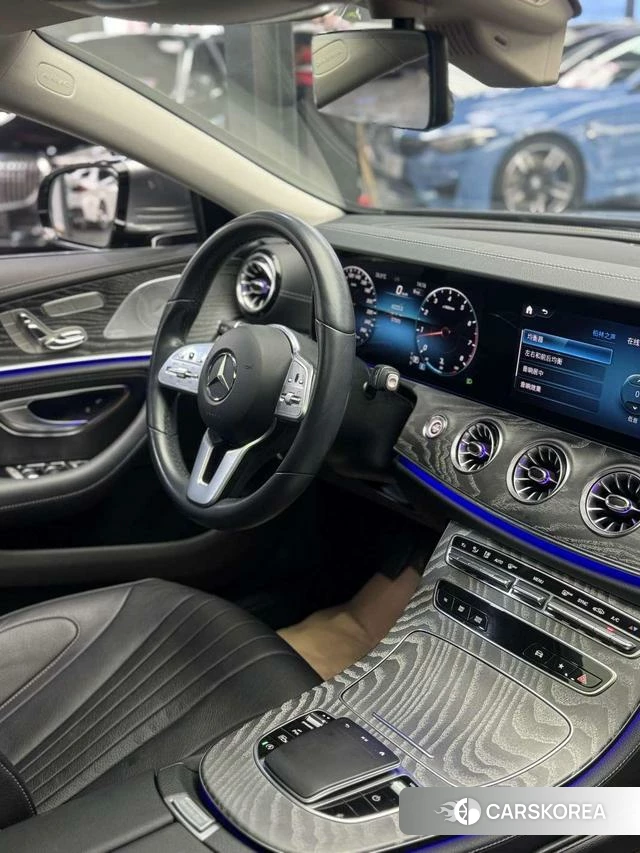 Mercedes-Benz CLS 2021 Серебристо-серый из Китая, фото 2