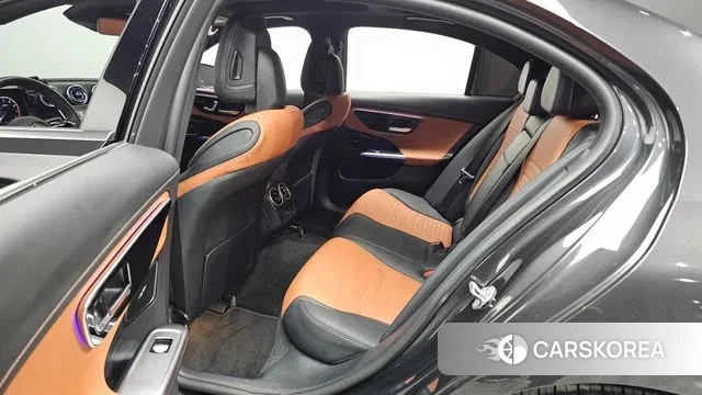 Mercedes-Benz C-Class W206 2023 Серый из Кореи, фото 2