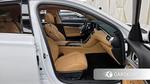 Genesis The New G70 2025 Белый из Кореи, фото 2