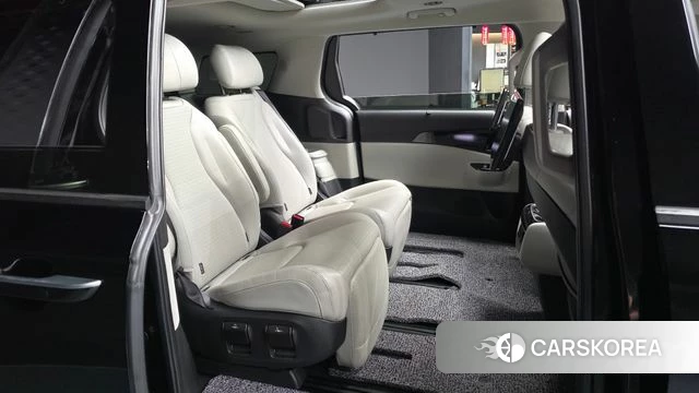 Kia Carnival 4th generation 2021 Черный из Кореи, фото 2