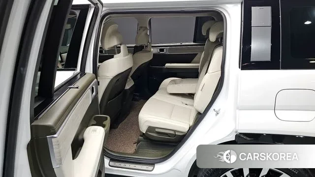 Hyundai Santa Fe (MX5) 2024 Белый из Кореи, фото 2