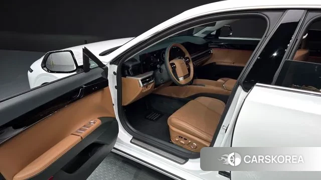 Hyundai Grandeur Hybrid (GN7) 2024 Белый из Кореи, фото 2