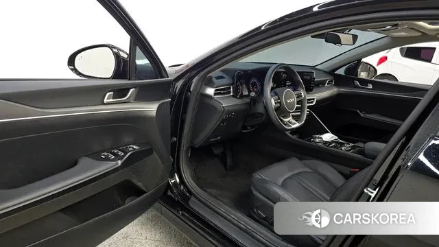 Kia K5 3rd generation 2022 Черный из Кореи, фото 2