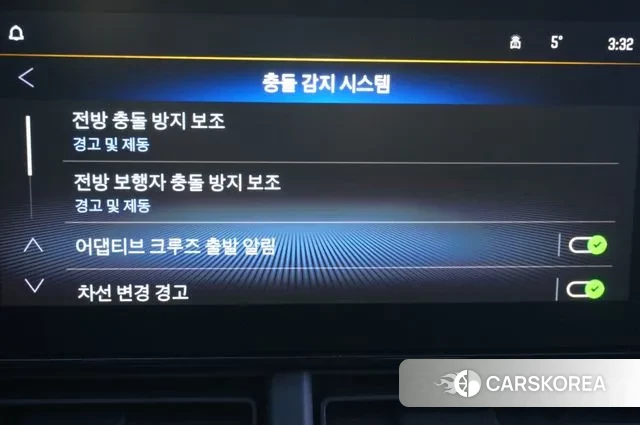 Chevrolet (GM Daewoo) Trax Crossover 2024 Серебристо-серый из Кореи, фото 2