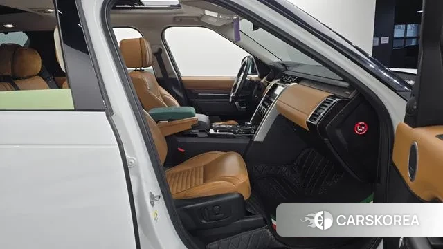 Land Rover Discovery 5 2018 Белый из Кореи, фото 2