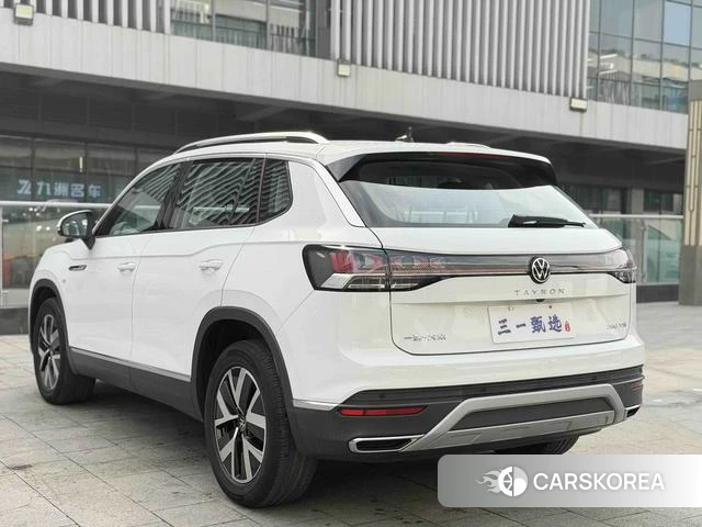 Volkswagen Tanyue 2023 Белый из Китая, фото 2
