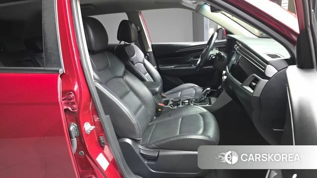 Ssangyong Beautiful Korando 2021 Красный из Кореи, фото 2