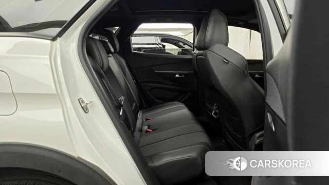 Peugeot 3008 second generation 2020 Белый из Кореи, фото 2