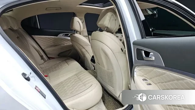 Genesis G70 2018 Белый из Кореи, фото 2