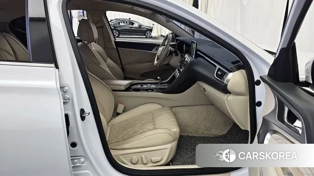 Genesis G70 2018 Белый из Кореи, фото 2