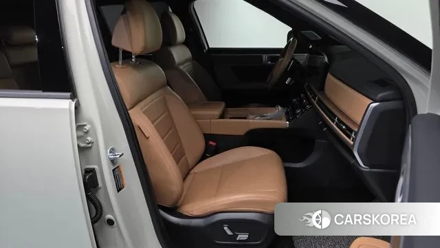 Hyundai Santa Fe (MX5) 2024 Серебристо-серый из Кореи, фото 2