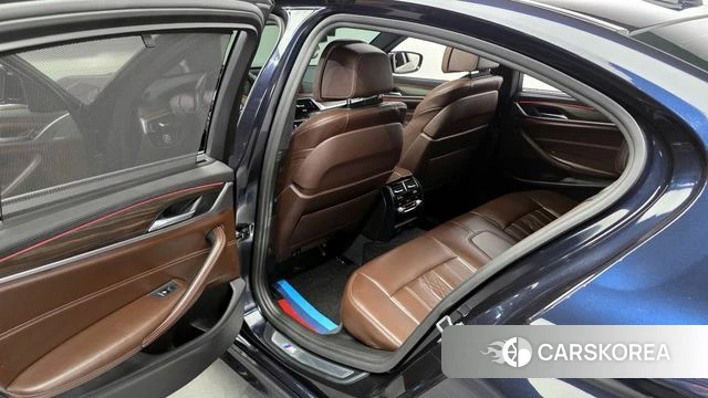 BMW 5 Series (G30) 2018 Синий из Кореи, фото 2