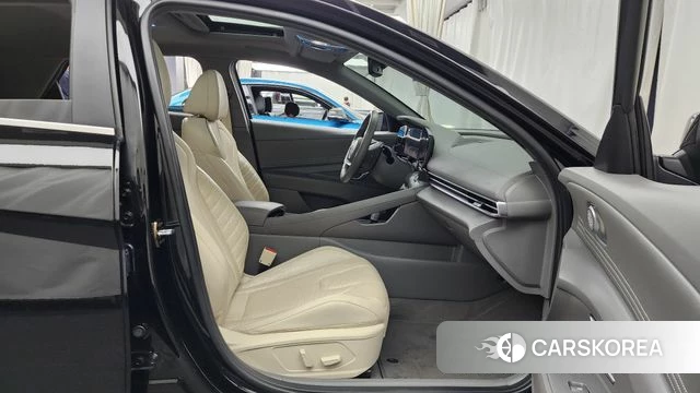 Hyundai Avante (CN7) 2022 Черный из Кореи, фото 2