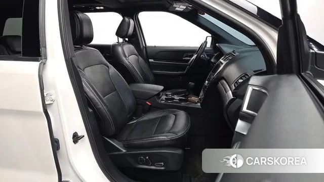 Ford Explorer 2018 Белый из Кореи, фото 2