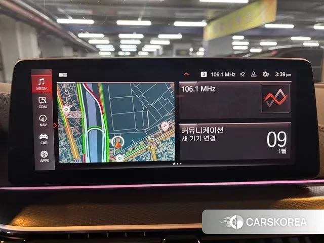 BMW 5 Series (G30) 2023 Серый из Кореи, фото 2