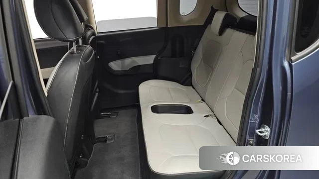 Kia The New Kia Ray EV 2023 Небесно-голубой из Кореи, фото 2