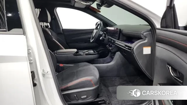 Hyundai The New Tucson Hybrid (NX4) 2024 Белый из Кореи, фото 2