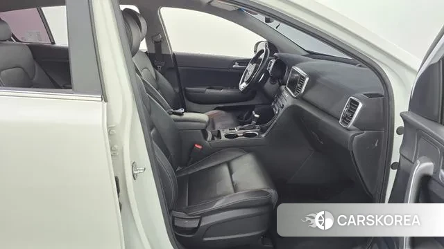 Kia Sportage The Bold 2021 Белый из Кореи, фото 2