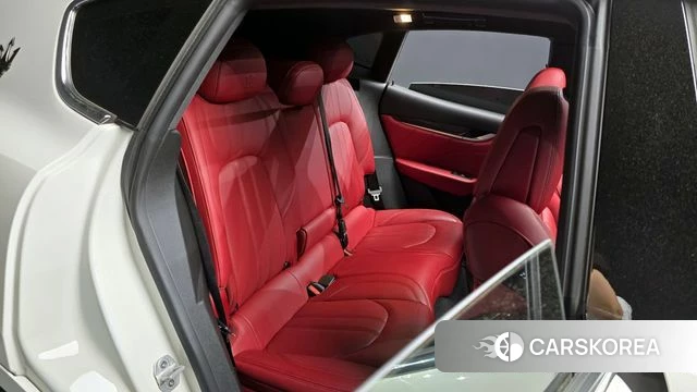 Maserati Levante 2022 Белый из Кореи, фото 2