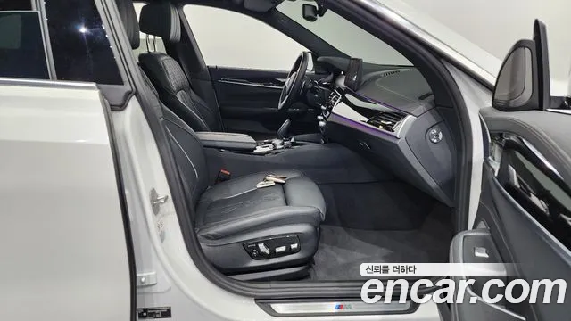 BMW 6 Series GT (G32) 2023 Белый из Кореи, фото 2