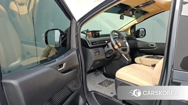 Hyundai Staria 2024 Серый из Кореи, фото 2