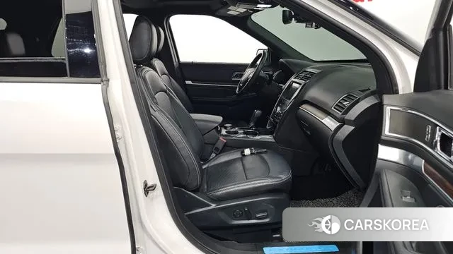 Ford Explorer 2019 Белый из Кореи, фото 2