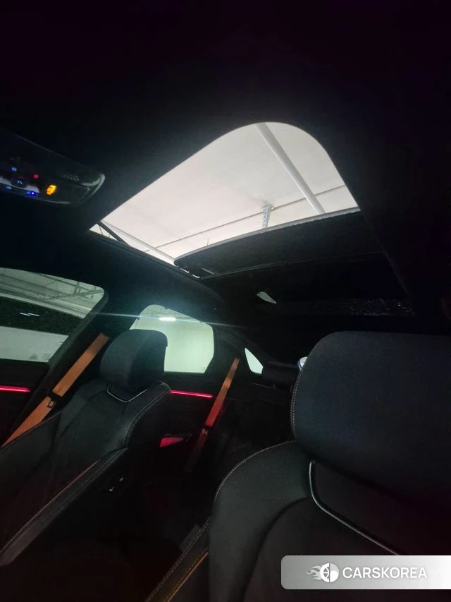Genesis GV70 2024 Белый из Кореи, фото 2