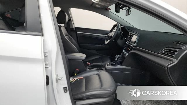 Hyundai The New Avante AD 2019 Белый из Кореи, фото 2