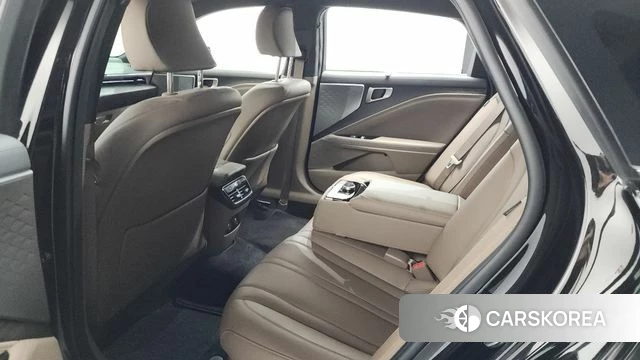 Kia K8 Hybrid 2023 Черный из Кореи, фото 2