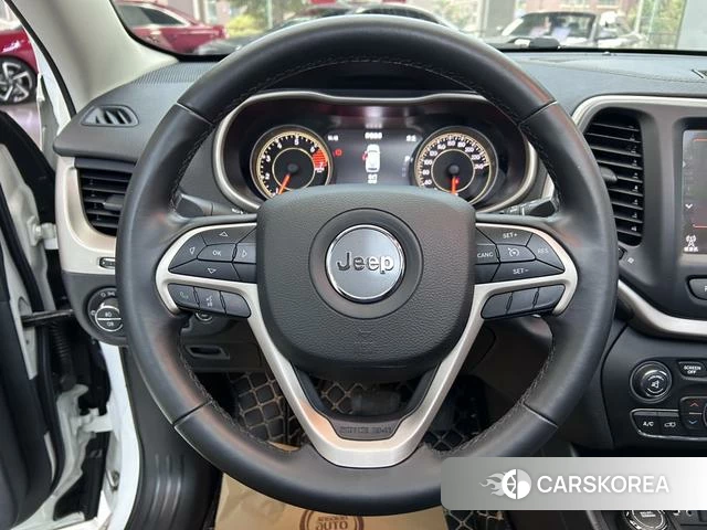Jeep Free light 2018 Белый из Китая, фото 2