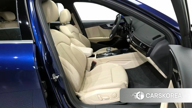 Audi A4 (B9) 2021 Синий из Кореи, фото 2