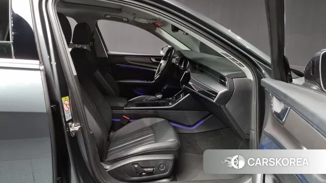 Audi A6 (C8) 2019 Серый из Кореи, фото 2