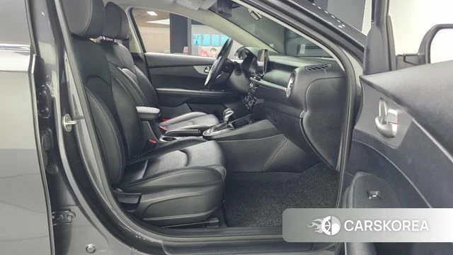 Kia Come New K3 2018 Серый из Кореи, фото 2