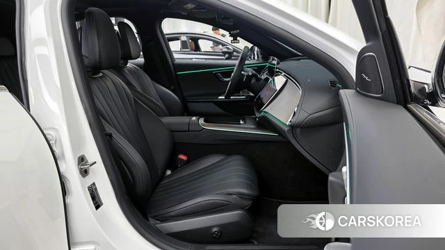 Mercedes-Benz E-Class W214 2025 Белый из Кореи, фото 2