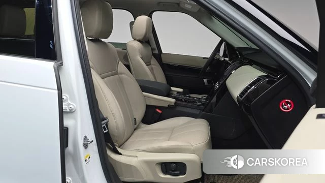 Land Rover Discovery 5 2018 Белый из Кореи, фото 2