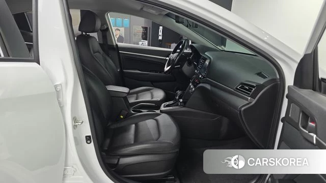 Hyundai The New Avante AD 2019 Белый из Кореи, фото 2